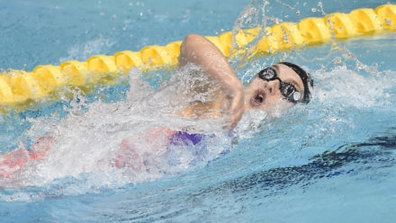 Ellie Faulkner swims new PB for 400m Freestyle gold